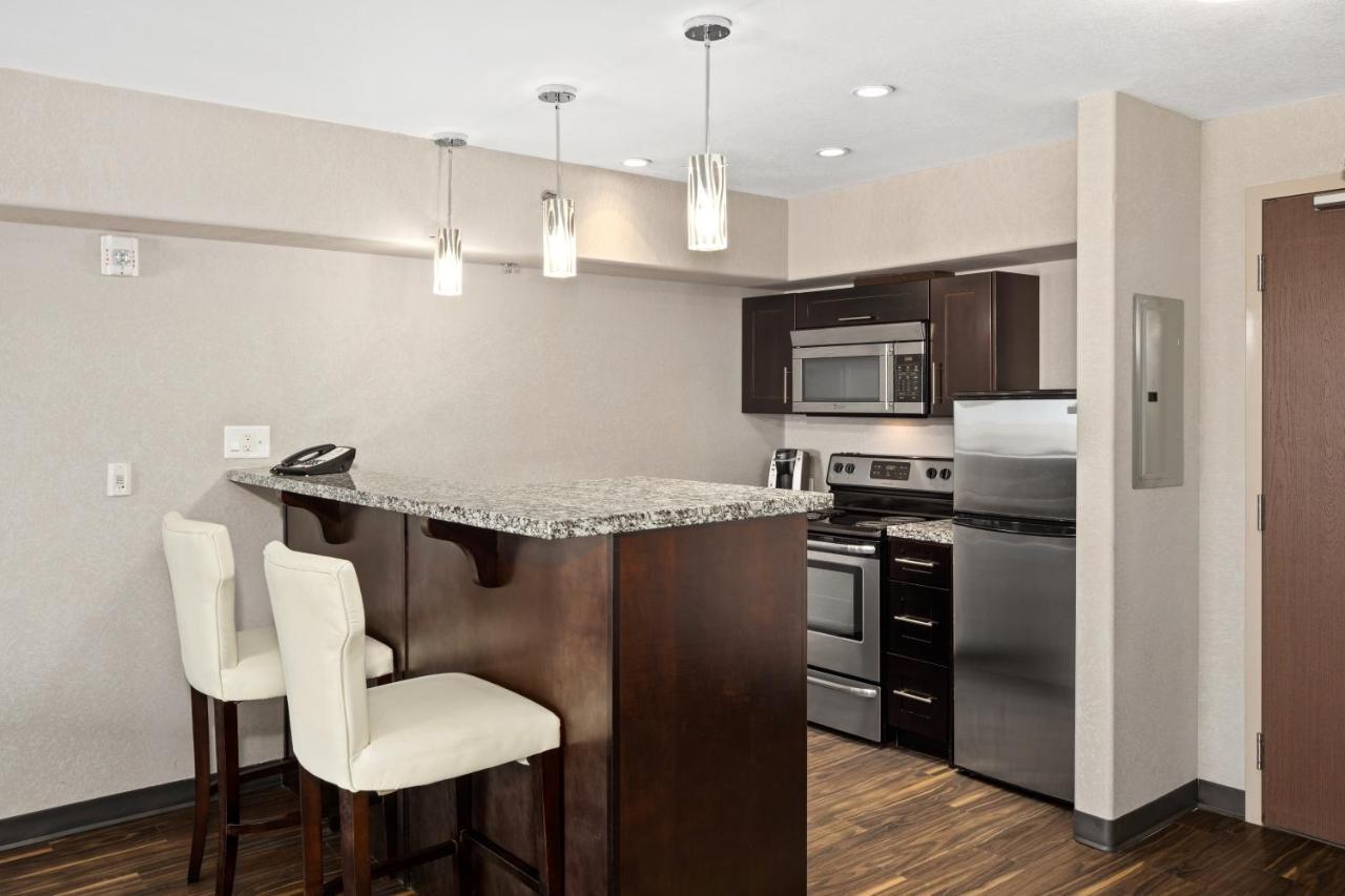 Home Inn & Suites - Swift Current Extérieur photo