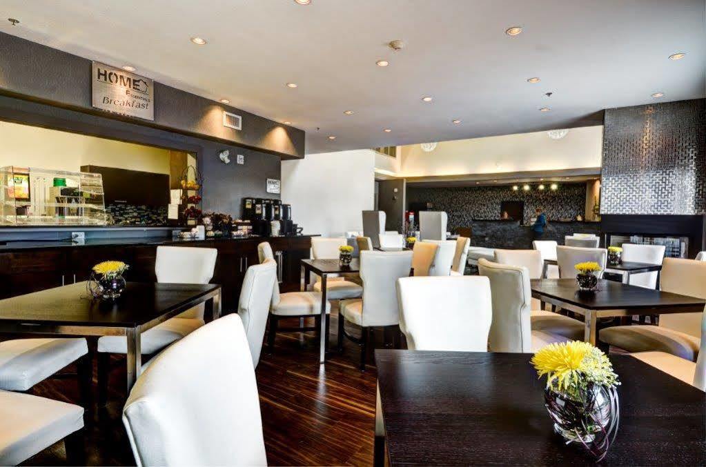 Home Inn & Suites - Swift Current Extérieur photo